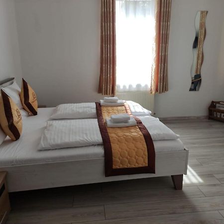 Pension Vidhous 1 Františkovy Lázně Extérieur photo